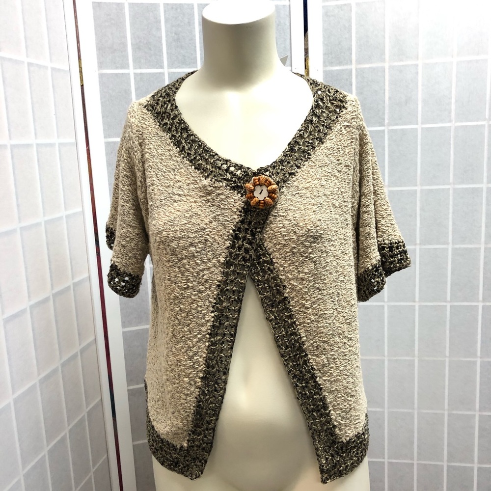 Curio sweater cream brown new Size M Fall